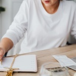 Positiven Cashflow realistisch planen: So wird finanzielle Stabilität zur greifbaren Realität