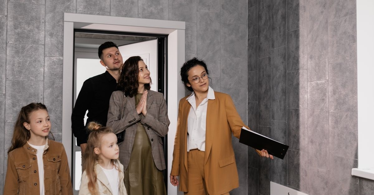 Besichtigungen als Vermieter erfolgreich organisieren: Mit diesen Tipps schneller zum passenden Mieter