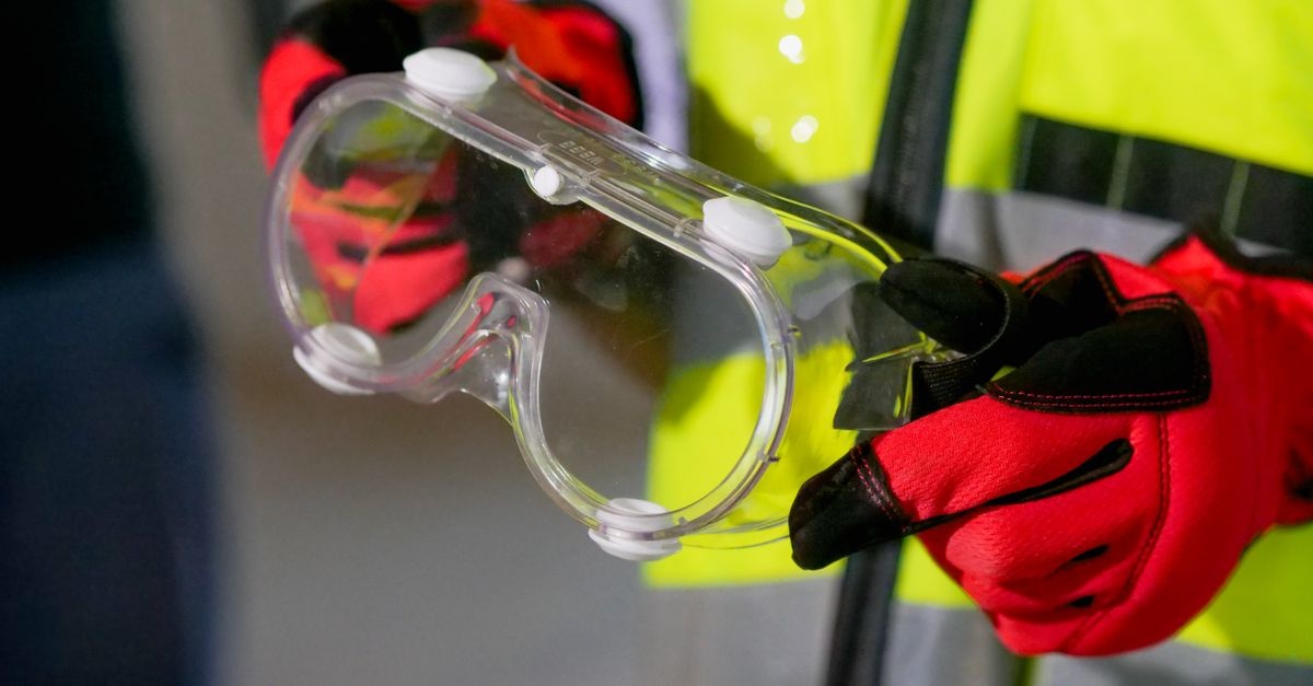 Sicher sehen, besser arbeiten: So wählen Sie die passende Schutzbrille richtig aus